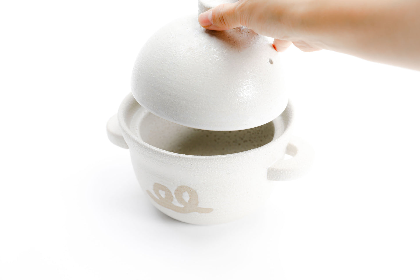 Momo Sotbat 설백색