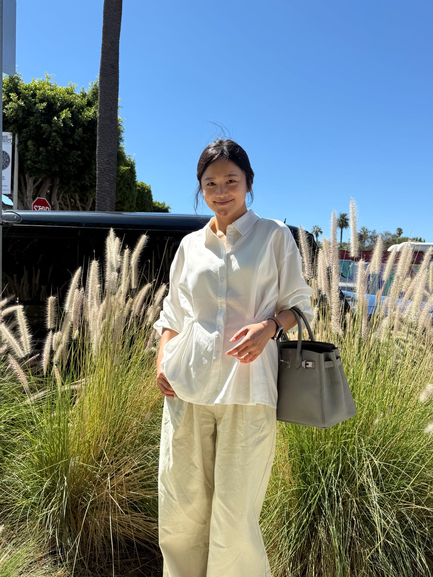 핀턱 버튼 블라우스 (Off White)