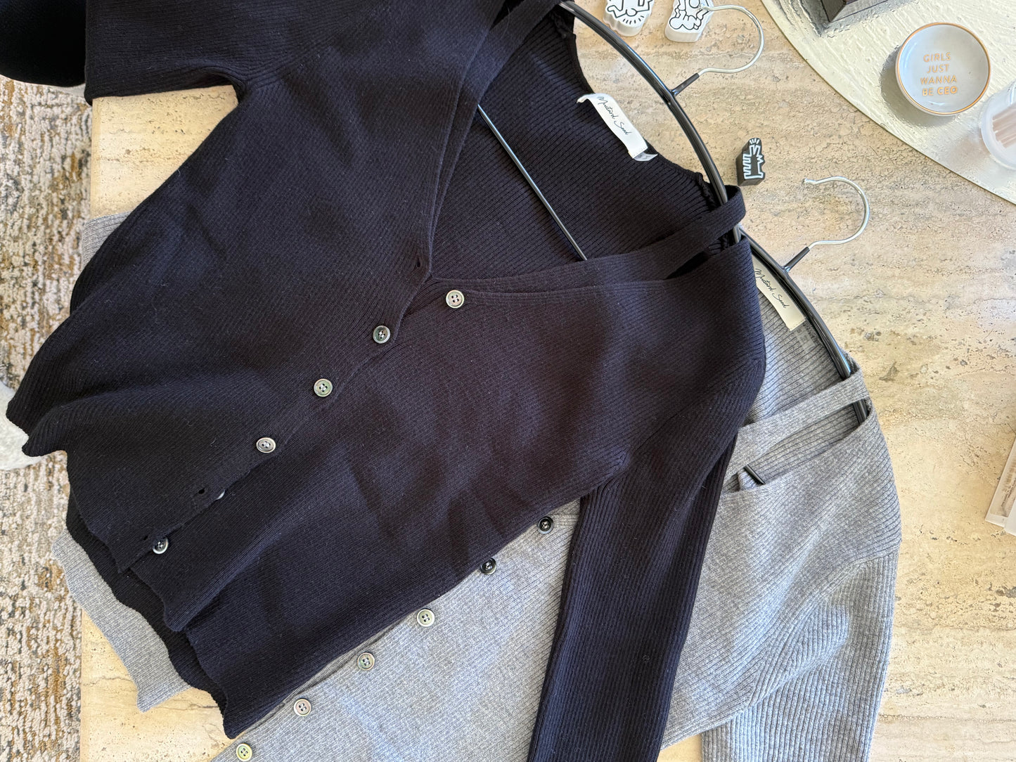 layered v-neck cardigan[black, grey]