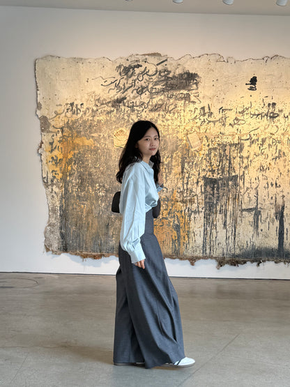 핀턱 버튼 블라우스 (Dusty Blue)