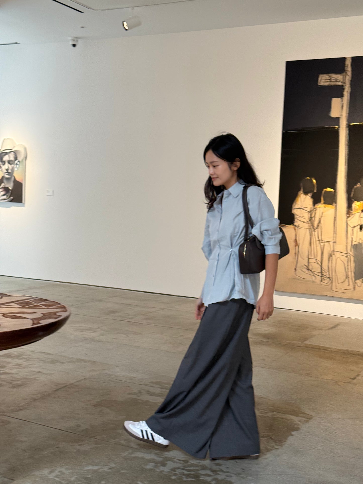 핀턱 버튼 블라우스 (Dusty Blue)