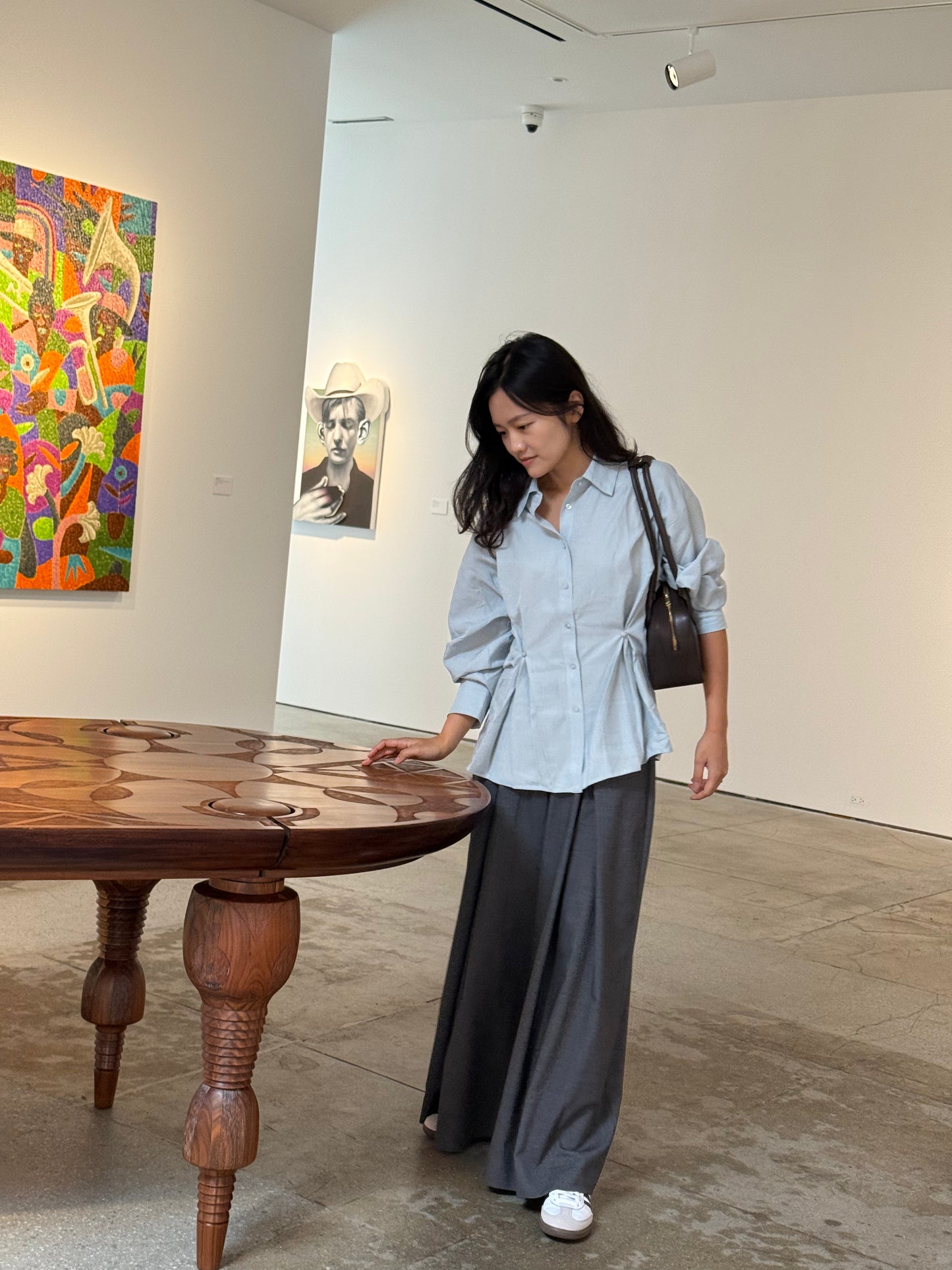 핀턱 버튼 블라우스 (Dusty Blue)